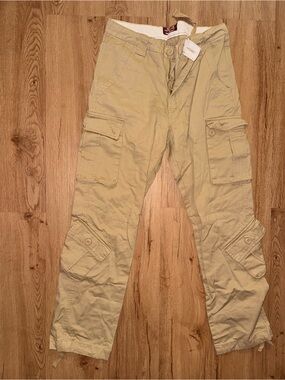 Match Men's Khaki Cargo Pants with Multi-Pocket Design